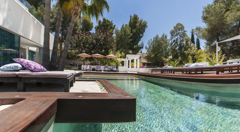 Photo of White Isle Idyll