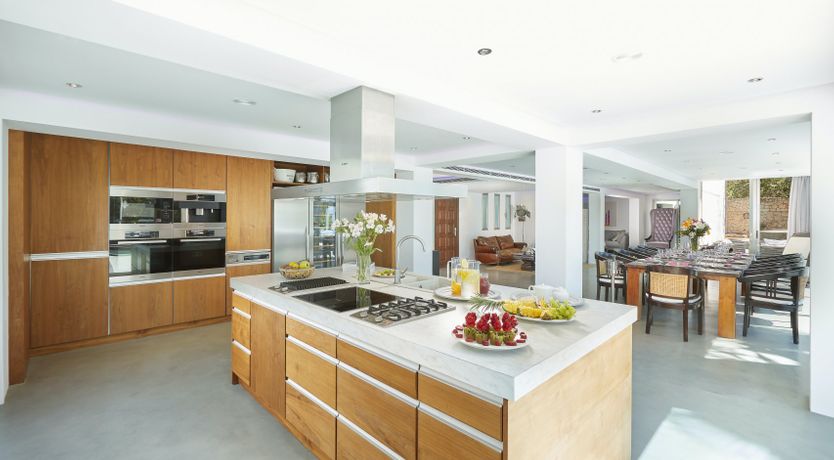 Photo of White Isle Idyll