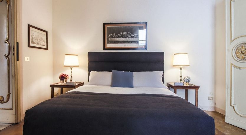 Photo of Artist's Abode