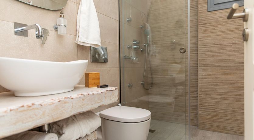 Photo of When the Sun Hits