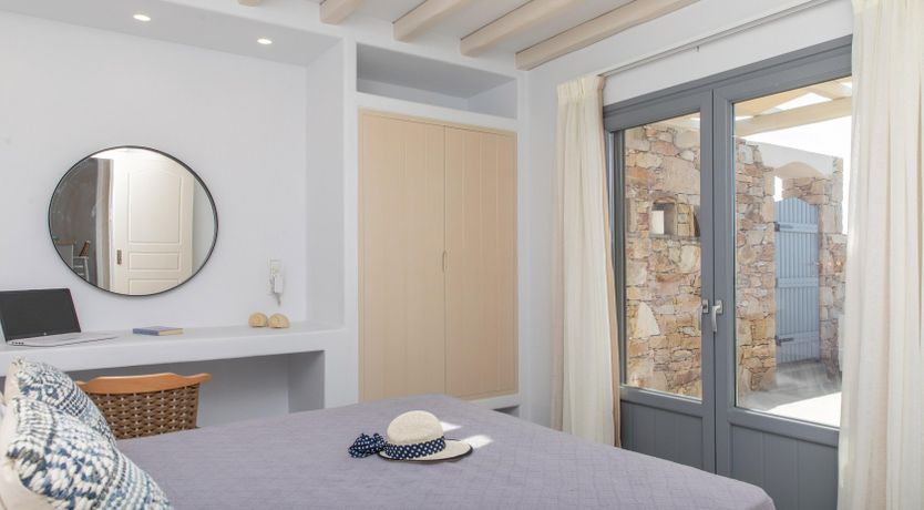 Photo of When the Sun Hits