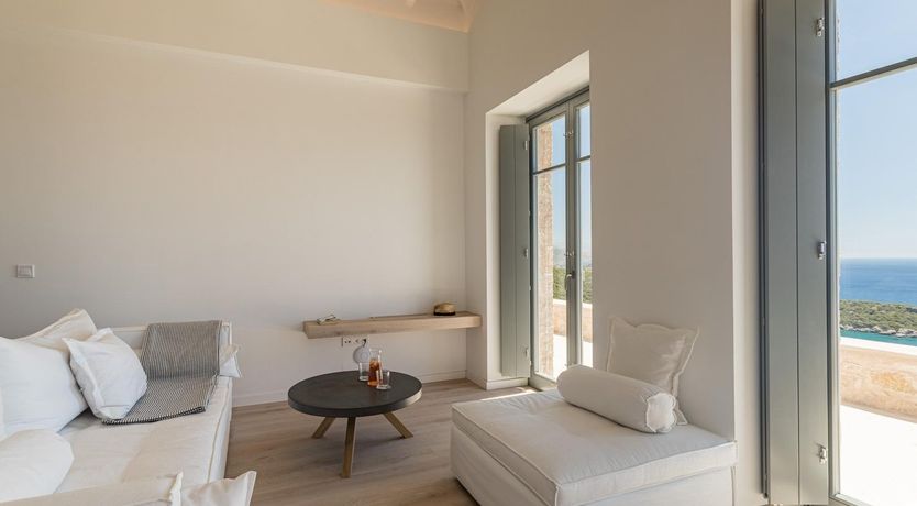 Photo of Halcyon Haze