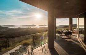 Photo of glass-stone