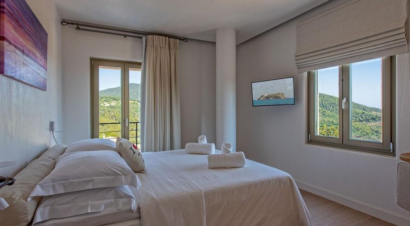 Photo of Donna's Dance