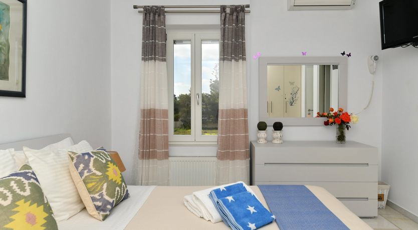 Photo of Grand Stone