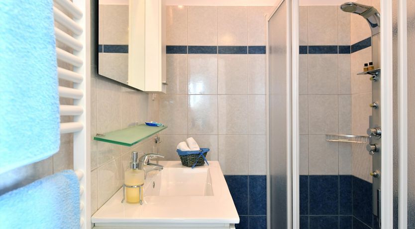 Photo of Grand Stone