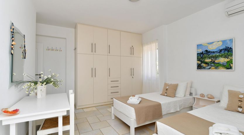 Photo of Grand Stone