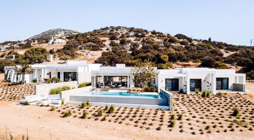 Photo of Wicker & White