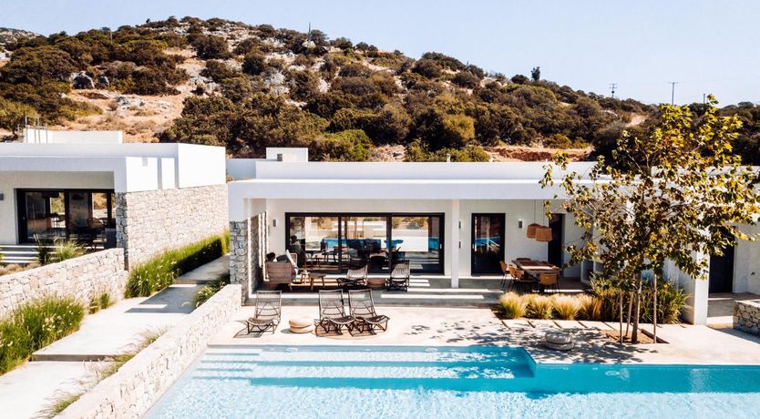 Photo of Wicker & White