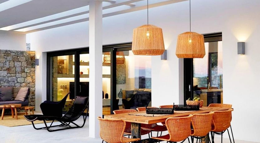 Photo of Wicker & White