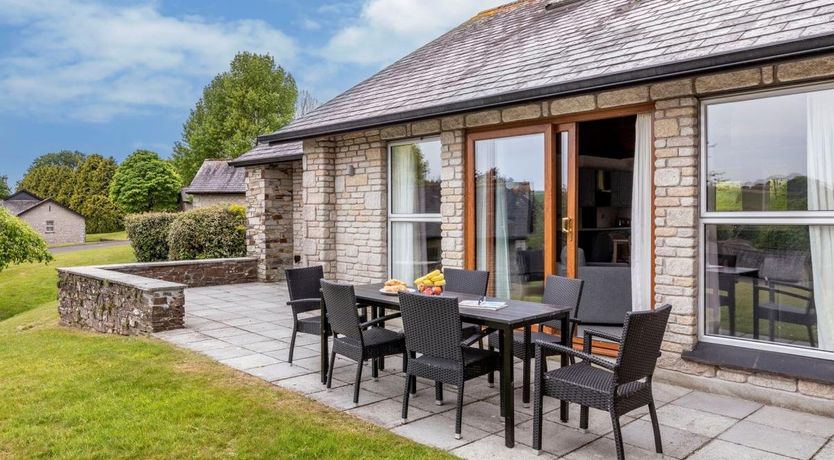 Photo of 3 Bed in St. Mellion