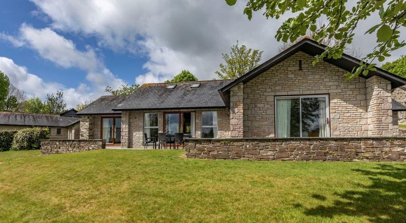 Photo of 3 Bed in St. Mellion