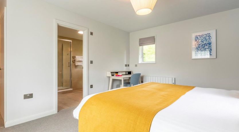 Photo of 3 Bed in St. Mellion