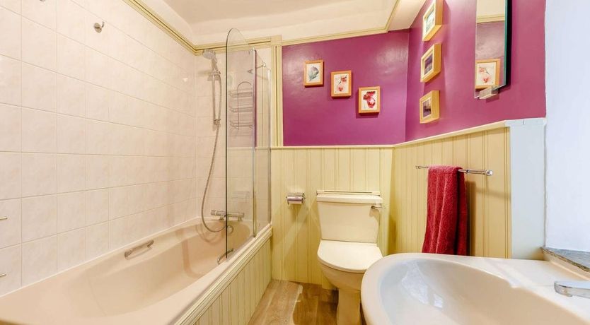 Photo of 2 Bed in Middleton