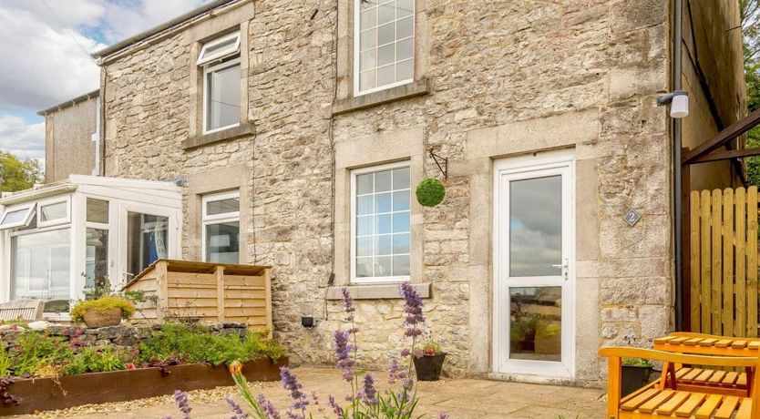 Photo of 2 Bed in Middleton