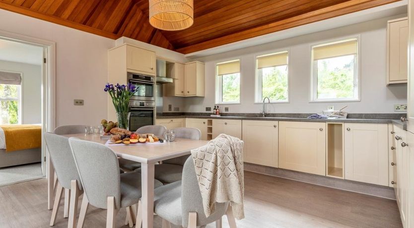 Photo of 3 Bed in St. Mellion