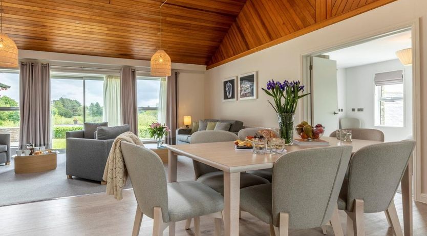 Photo of 3 Bed in St. Mellion