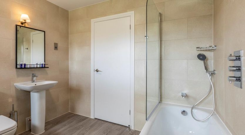 Photo of 3 Bed in St. Mellion