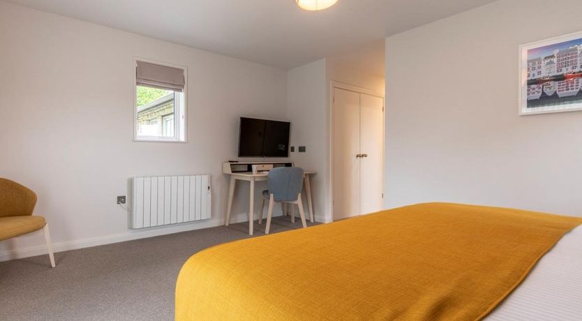 Photo of 3 Bed in St. Mellion