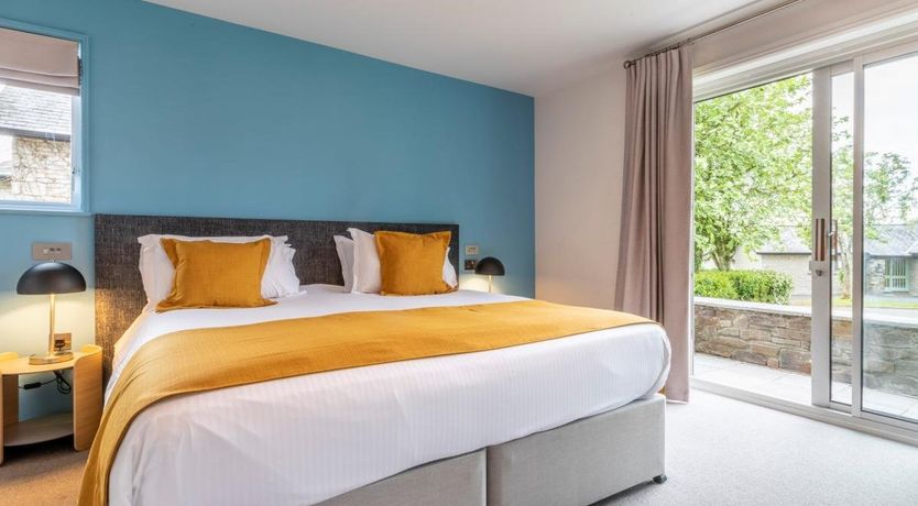 Photo of 3 Bed in St. Mellion