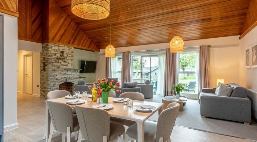 Photo of 3 Bed in St. Mellion