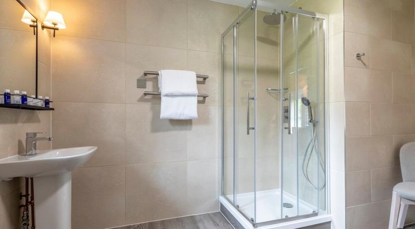 Photo of 3 Bed in St. Mellion