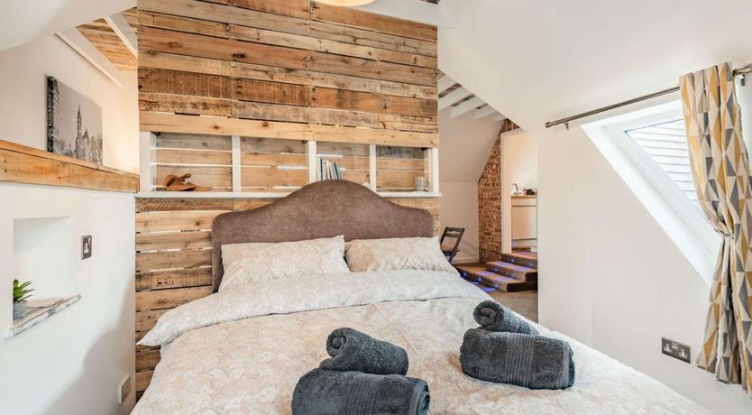 Photo of 1 Bed in Swanage