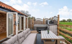 Photo of 2 Bed in Newark