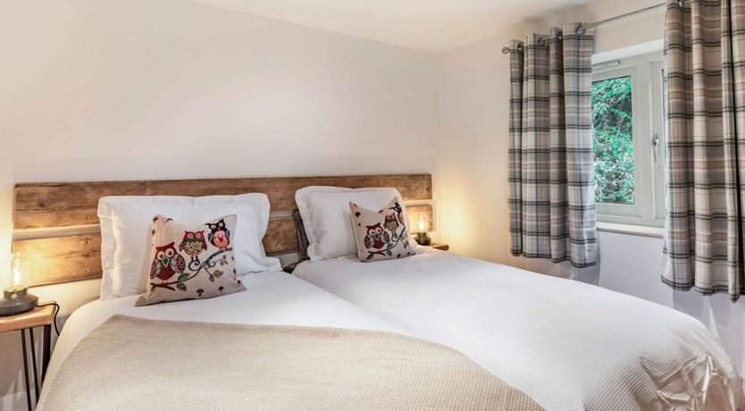 Photo of 2 Bed in Coddington