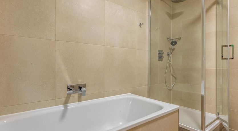 Photo of 2 Bed in Saltash