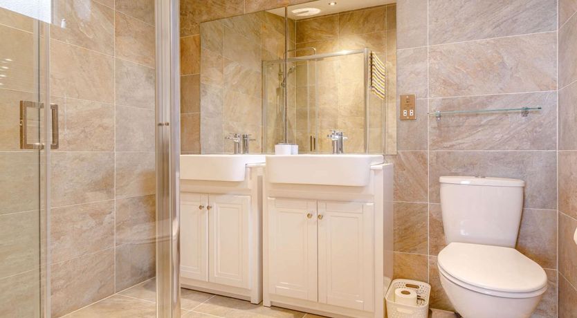 Photo of 2 Bed in Taunton