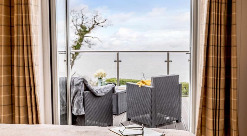 Photo of 2 Bed in Taunton