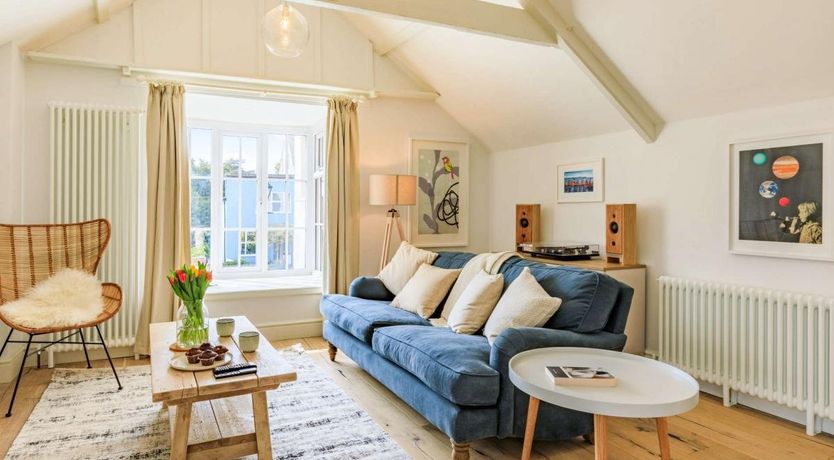 Photo of 1 Bed in Charmouth