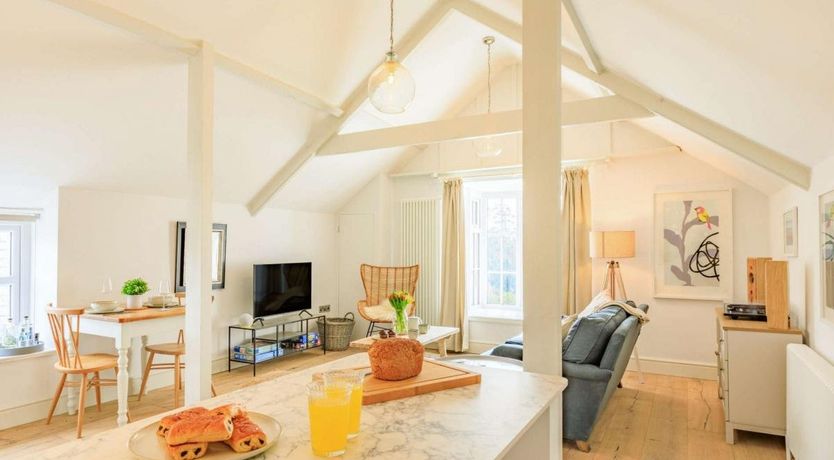 Photo of 1 Bed in Charmouth