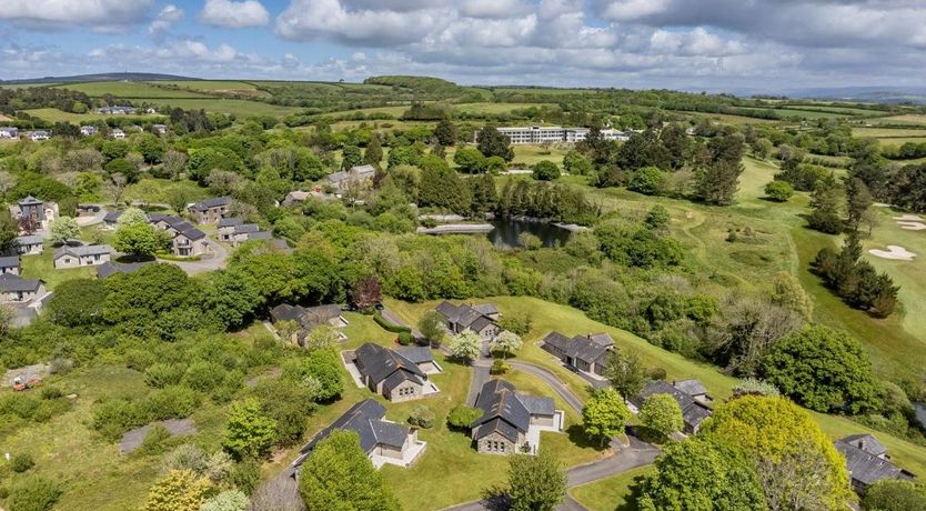 Photo of 3 Bed in St. Mellion