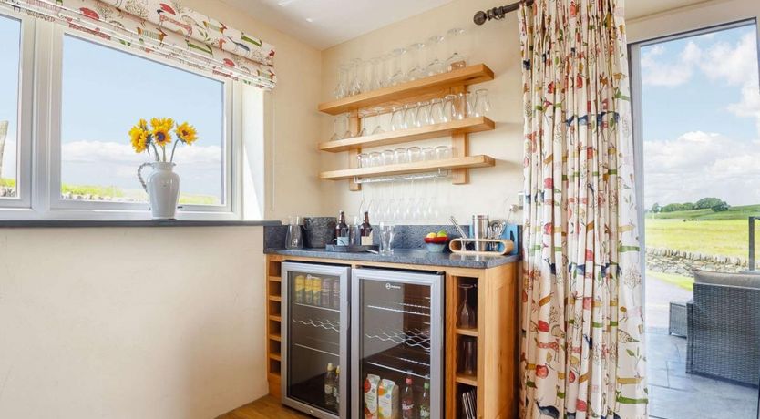 Photo of 4 Bed in Pentrefoelas