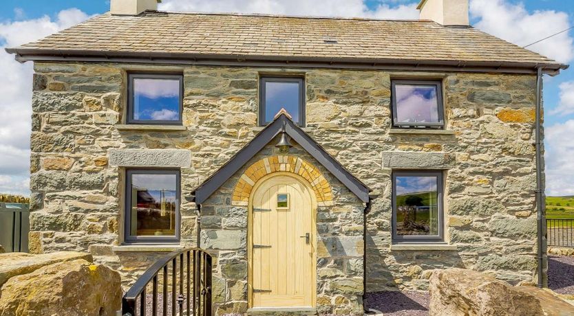 Photo of 4 Bed in Betws-y-coed