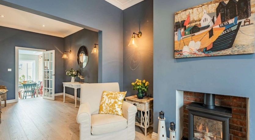 Photo of 3 Bed in Eastbourne