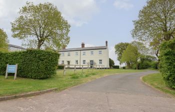 Butterfield 8 Holiday Cottage