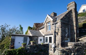 The Ingle Holiday Cottage