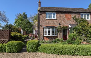 1 Eastview Holiday Cottage
