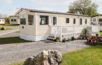 The Maples Holiday Cottage