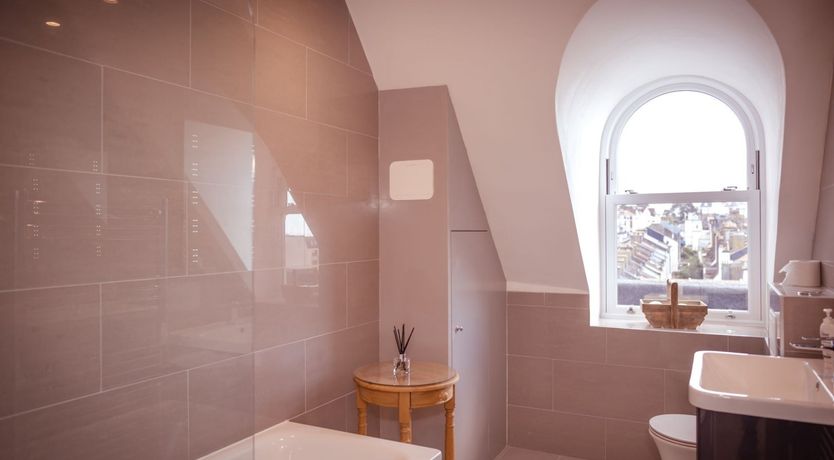 Photo of The Lofty Cow