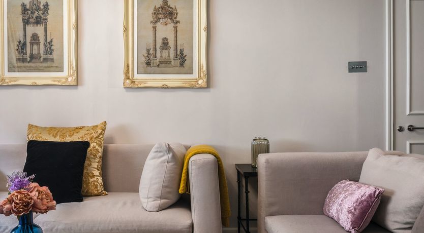 Photo of The Portman Viscount