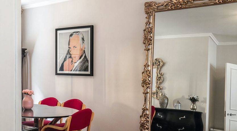 Photo of The Portman Viscount