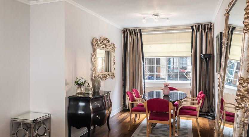 Photo of The Portman Viscount