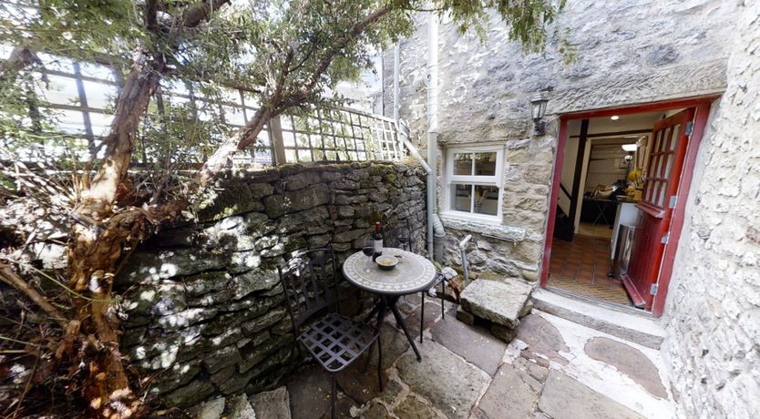 Photo of Courtyard Keeper