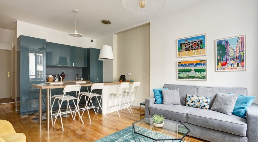 Photo of Palm & Feather