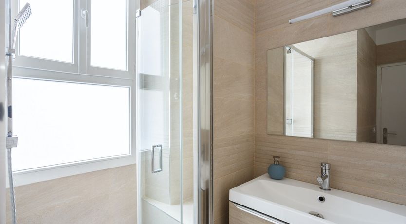 Photo of Palm & Feather