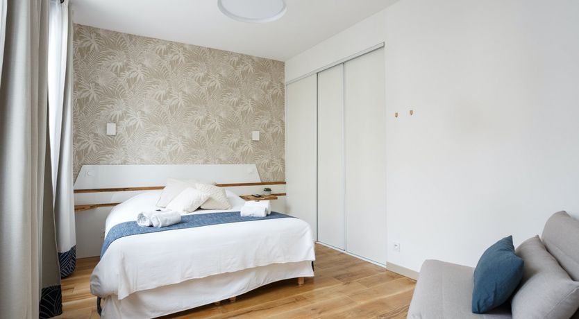 Photo of Palm & Feather